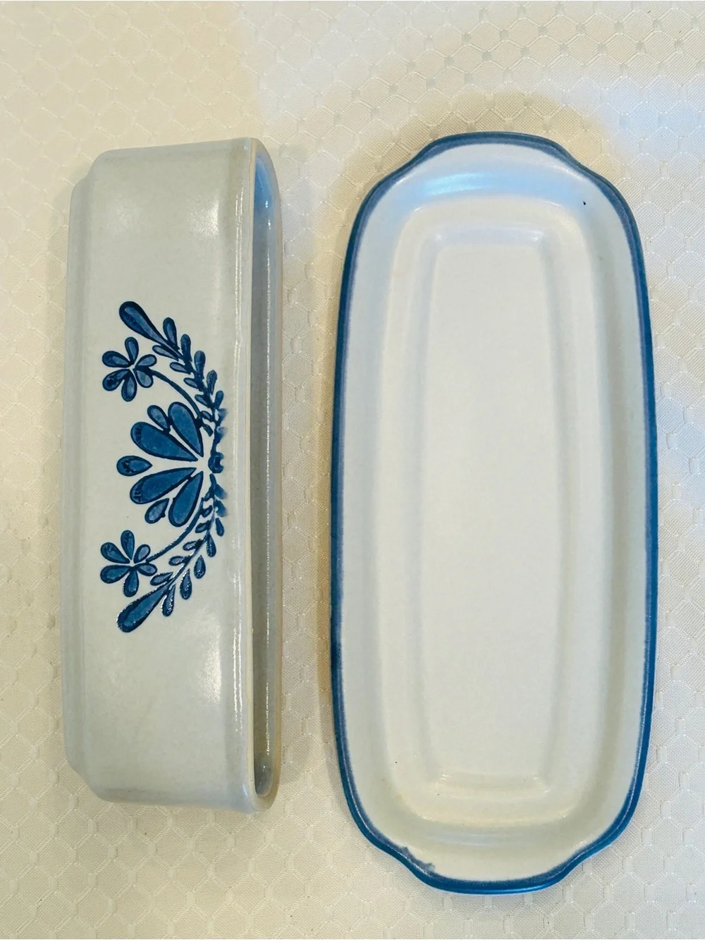 Pfaltzgraff Stoneware Yorktowne Covered Butter Dish USA Retired
028 Floral - Picture 4 of 8